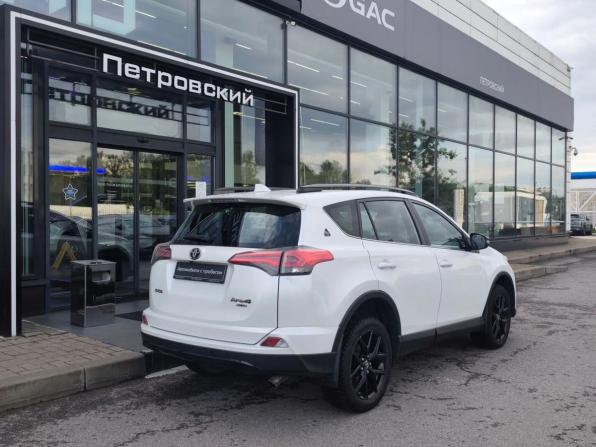 Toyota RAV4 IV (XA40) Рестайлинг с пробегом 2018 года, цена 2 175 000 рублей, 117001 км, внедорожник, Автокод Объявления