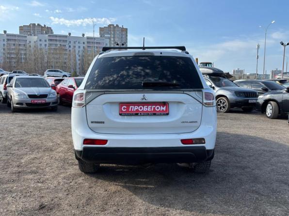Mitsubishi Outlander III с пробегом 2012 года, цена 910 000 рублей, 206000 км, внедорожник, Автокод Объявления