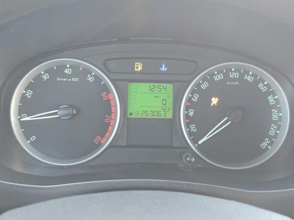 Skoda Roomster I с пробегом 2009 года, цена 320 000 рублей, 269000 км, компактвэн, Автокод Объявления
