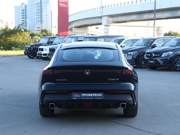 Changan UNI-V I с пробегом 2024 года, цена 2 328 000 рублей, 16229 км, лифтбек, Автокод Объявления