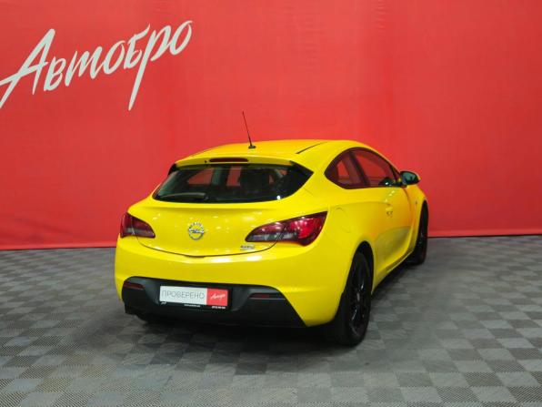 Opel Astra J Рестайлинг с пробегом 2012 года, цена 580 000 рублей, 264157 км, хэтчбек, Автокод Объявления