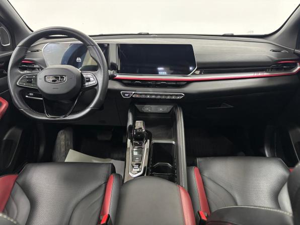Geely Coolray I Рестайлинг с пробегом 2023 года, цена 2 030 000 рублей, 31835 км, внедорожник, Автокод Объявления
