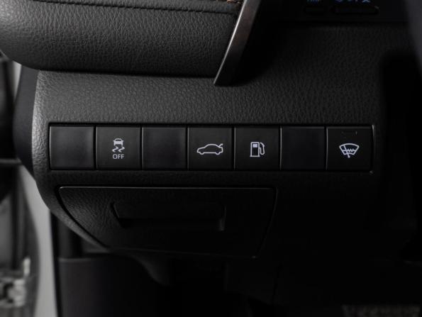 Toyota Camry VIII (XV70) с пробегом 2018 года, цена 2 519 000 рублей, 80831 км, седан, Автокод Объявления