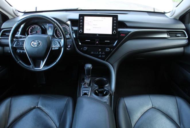 Toyota Camry VIII (XV70) Рестайлинг с пробегом 2021 года, цена 2 470 000 рублей, 265229 км, седан, Автокод Объявления