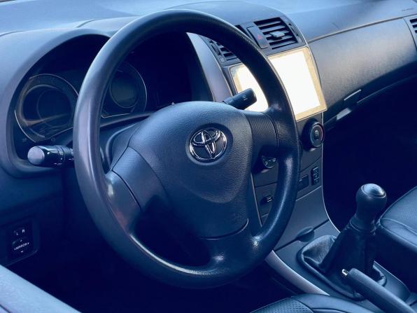 Toyota Corolla X (E140 E150) с пробегом 2008 года, цена 650 000 рублей, 252500 км, седан, Автокод Объявления