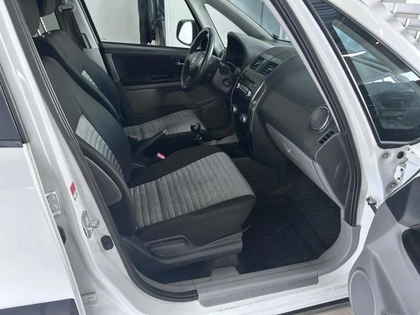 Suzuki SX4 I (Classic) Рестайлинг с пробегом 2011 года, цена 748 000 рублей, 325000 км, хэтчбек, Автокод Объявления