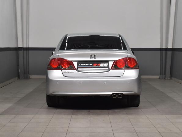 Honda Civic VIII с пробегом 2008 года, цена 749 995 рублей, 327819 км, седан, Автокод Объявления