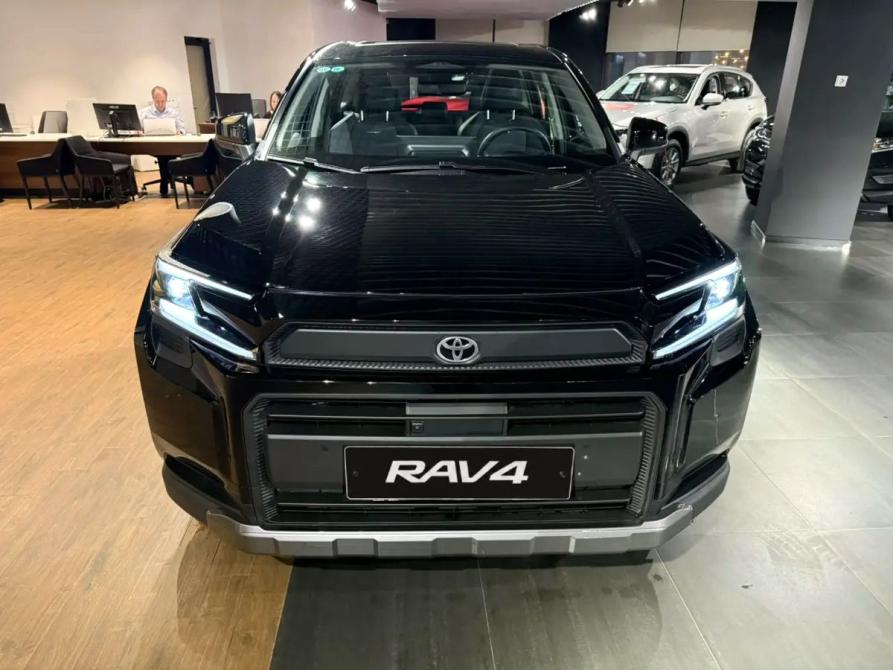Toyota RAV4 VI (XA60) Москва  - изображение 1