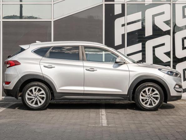 Hyundai Tucson III с пробегом 2017 года, цена 2 000 000 рублей, 203381 км, внедорожник, Автокод Объявления