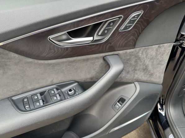 Audi Q7 II (4M) Рестайлинг с пробегом 2021 года, цена 7 700 000 рублей, 51138 км, внедорожник, Автокод Объявления