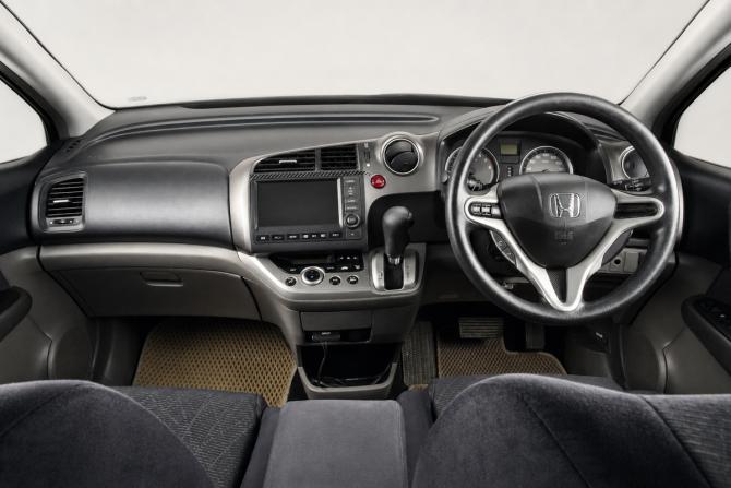 Honda Stream II Рестайлинг с пробегом 2011 года, цена 1 099 000 рублей, 227000 км, компактвэн, Автокод Объявления