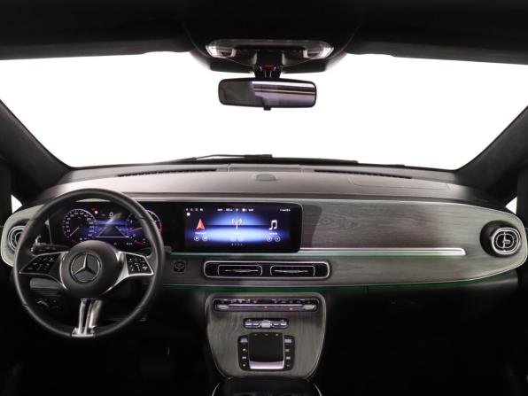 Mercedes-Benz V-Класс III (W447) Рестайлинг 2 с пробегом 2025 года, цена 17 999 000 рублей, 2050 км, минивэн, Автокод Объявления