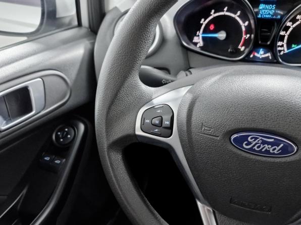 Ford Fiesta Mk6 Рестайлинг с пробегом 2016 года, цена 905 000 рублей, 120542 км, хэтчбек, Автокод Объявления
