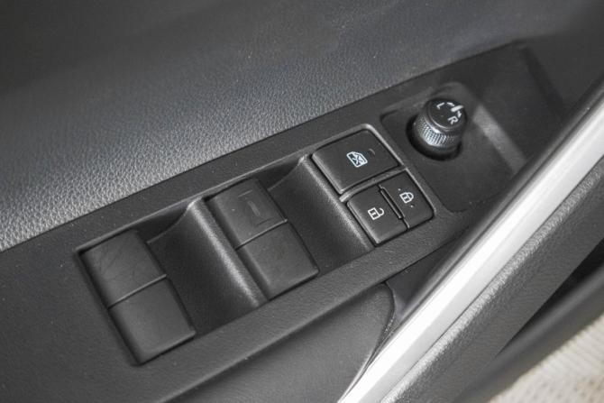 Toyota Corolla Cross I с пробегом 2024 года, цена 2 949 000 рублей, 12800 км, внедорожник, Автокод Объявления