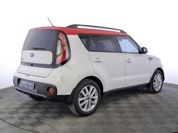 Kia Soul II Рестайлинг с пробегом 2018 года, цена 1 580 000 рублей, 124667 км, хэтчбек, Автокод Объявления