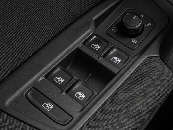 Volkswagen Tiguan II Рестайлинг с пробегом 2021 года, цена 3 199 000 рублей, 106902 км, внедорожник, Автокод Объявления