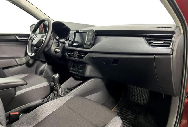 Skoda Rapid II с пробегом 2020 года, цена 1 400 000 рублей, 94162 км, лифтбек, Автокод Объявления
