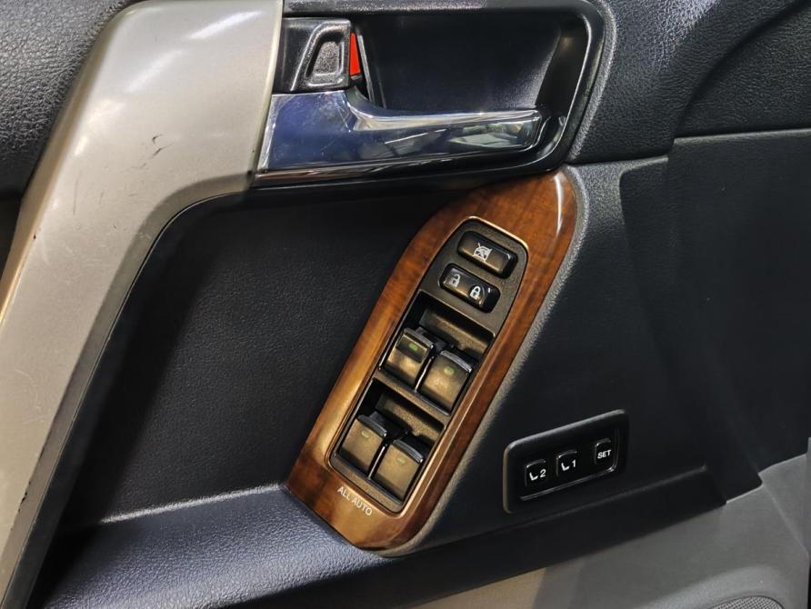 Toyota Land Cruiser Prado 150 Series Санкт-Петербург  - изображение 18
