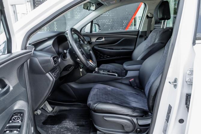 Hyundai Santa Fe IV с пробегом 2020 года, цена 2 631 000 рублей, 109857 км, внедорожник, Автокод Объявления