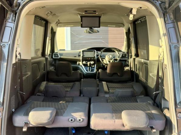 Nissan Serena V (C27) с пробегом 2016 года, цена 1 950 000 рублей, 181000 км, минивэн, Автокод Объявления