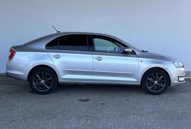 Skoda Rapid I с пробегом 2016 года, цена 935 000 рублей, 152293 км, лифтбек, Автокод Объявления