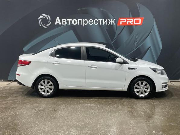 Kia Rio III Рестайлинг с пробегом 2016 года, цена 910 000 рублей, 175535 км, седан, Автокод Объявления