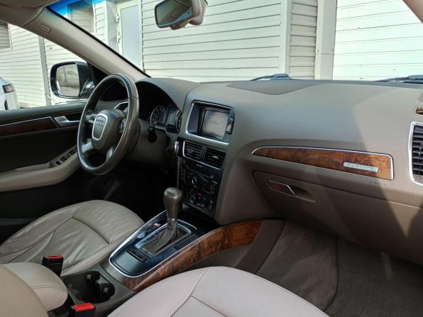 Audi Q5 I (8R) с пробегом 2009 года, цена 765 000 рублей, 240432 км, внедорожник, Автокод Объявления