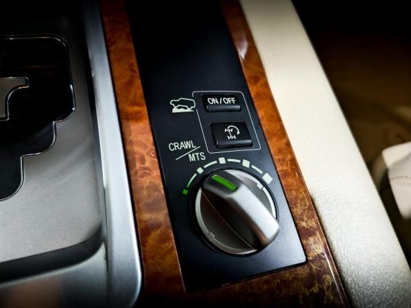 Toyota Land Cruiser 200 Series Рестайлинг 1 с пробегом 2014 года, цена 3 955 000 рублей, 187565 км, внедорожник, Автокод Объявления