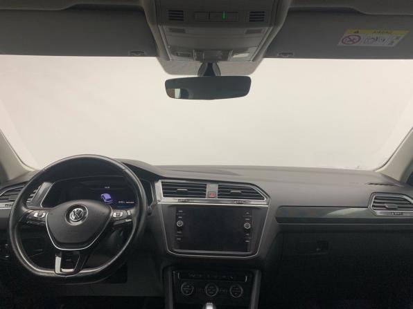 Volkswagen Tiguan II с пробегом 2018 года, цена 2 299 000 рублей, 159626 км, внедорожник, Автокод Объявления