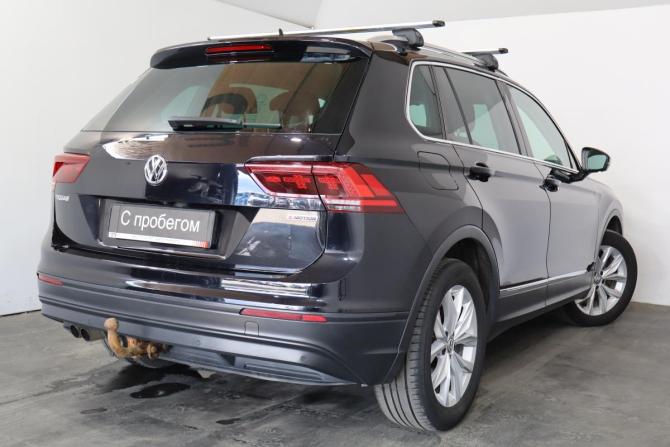 Volkswagen Tiguan II с пробегом 2018 года, цена 1 999 000 рублей, 211000 км, внедорожник, Автокод Объявления