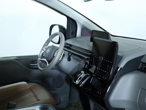Hyundai Staria I с пробегом 2021 года, цена 4 500 000 рублей, 74230 км, минивэн, Автокод Объявления