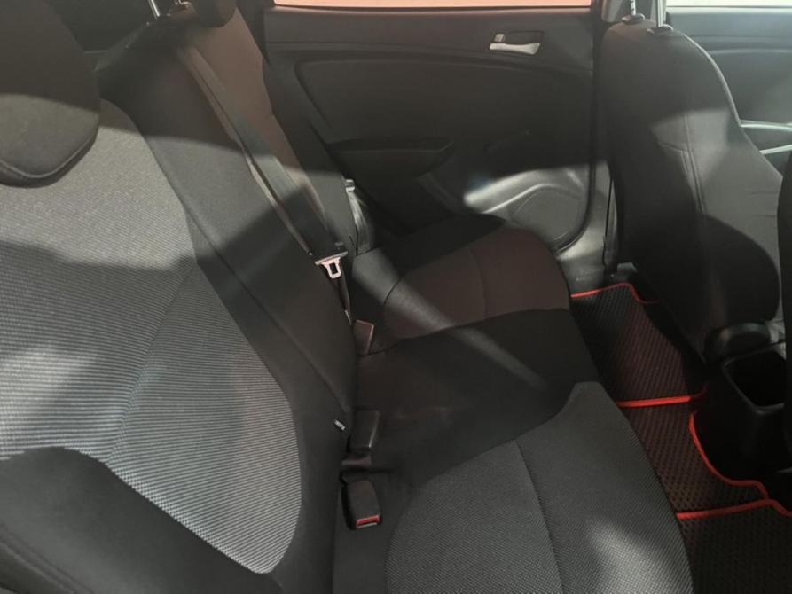Hyundai Solaris I Курск  - изображение 15
