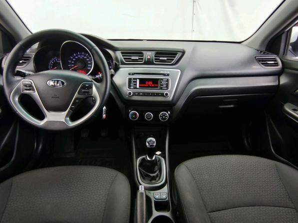 Kia Rio III Рестайлинг с пробегом 2015 года, цена 920 000 рублей, 192182 км, хэтчбек, Автокод Объявления