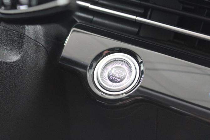 Omoda C5 I с пробегом 2023 года, цена 1 796 000 рублей, 35000 км, внедорожник, Автокод Объявления