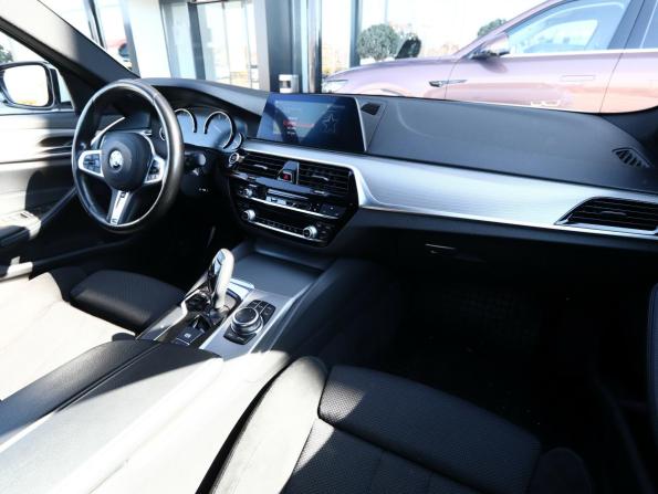BMW 5 серии VII (G30/G31/G38) с пробегом 2019 года, цена 3 089 000 рублей, 69500 км, седан, Автокод Объявления