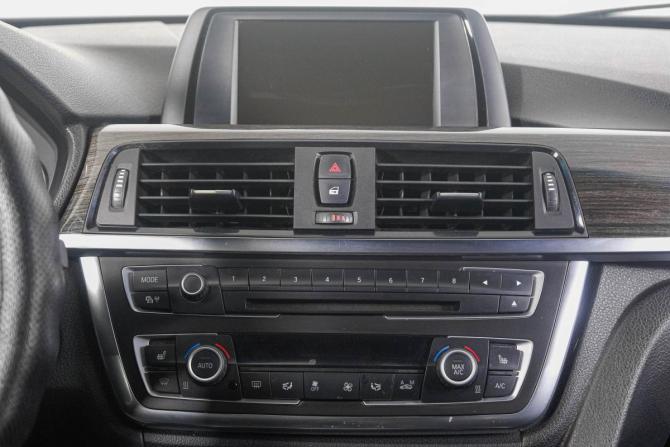 BMW 3 серии VI (F3x) с пробегом 2012 года, цена 1 549 000 рублей, 255000 км, седан, Автокод Объявления