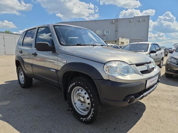Chevrolet Niva I Рестайлинг с пробегом 2011 года, цена 560 000 рублей, 77146 км, внедорожник, Автокод Объявления