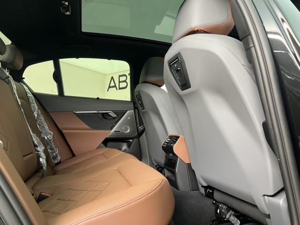 BMW 5 серии VIII (G60/G61/G68) с пробегом 2025 года, цена 9 770 000 рублей, 1481 км, седан, Автокод Объявления