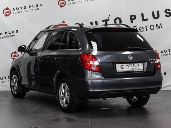 Skoda Fabia II Рестайлинг с пробегом 2011 года, цена 679 000 рублей, 268286 км, универсал, Автокод Объявления