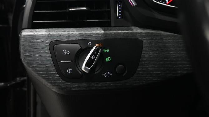 Audi A4 V (B9) с пробегом 2016 года, цена 1 960 000 рублей, 230375 км, седан, Автокод Объявления