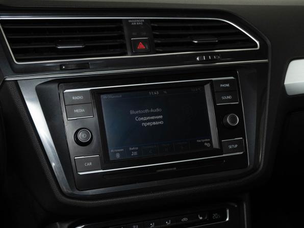 Volkswagen Tiguan II с пробегом 2017 года, цена 2 325 000 рублей, 92000 км, внедорожник, Автокод Объявления