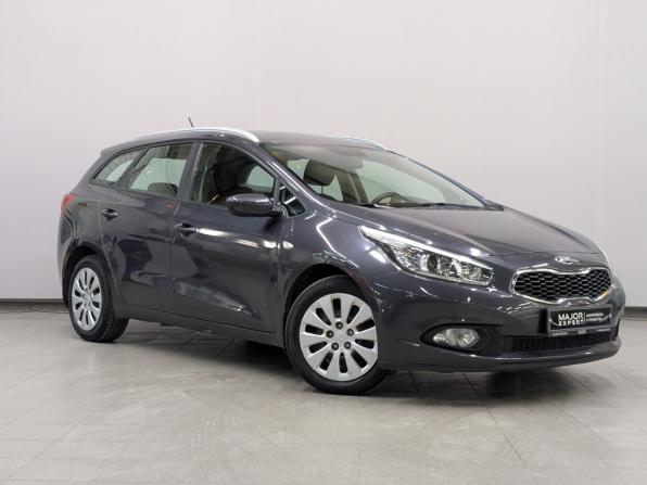 Kia Ceed II с пробегом 2014 года, цена 1 470 000 рублей, 57946 км, универсал, Автокод Объявления