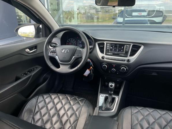 Hyundai Solaris II Рестайлинг с пробегом 2021 года, цена 1 420 000 рублей, 43126 км, седан, Автокод Объявления