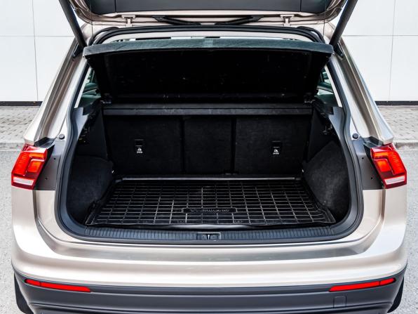 Volkswagen Tiguan II с пробегом 2017 года, цена 2 410 000 рублей, 126411 км, внедорожник, Автокод Объявления
