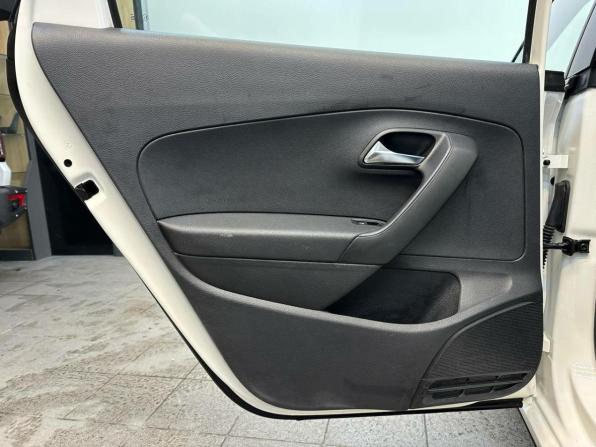 Volkswagen Polo V с пробегом 2013 года, цена 697 000 рублей, 109175 км, седан, Автокод Объявления