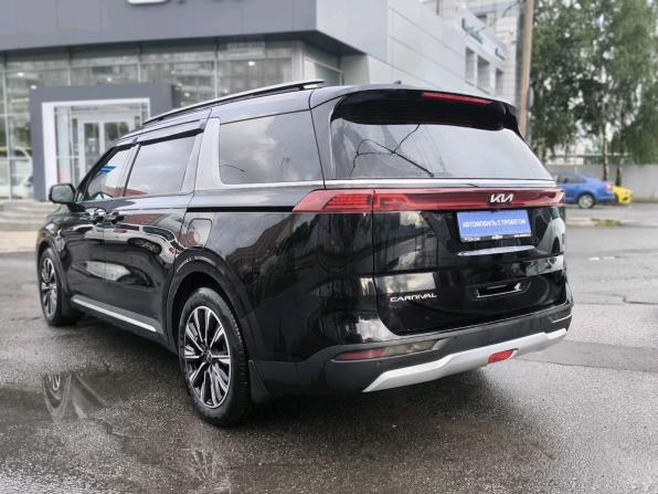 Kia Carnival IV с пробегом 2021 года, цена 4 700 000 рублей, 89368 км, минивэн, Автокод Объявления