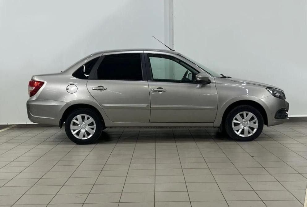 Lada (ВАЗ) Granta I Рестайлинг Астрахань  - изображение 4