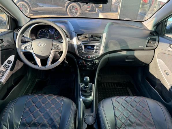 Hyundai Solaris I Рестайлинг с пробегом 2015 года, цена 664 000 рублей, 147866 км, седан, Автокод Объявления