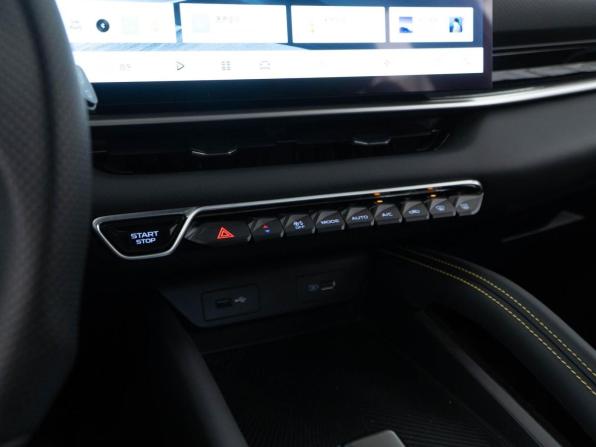 Geely Coolray I Рестайлинг с пробегом 2024 года, цена 2 515 434 рубля, 188 км, внедорожник, Автокод Объявления