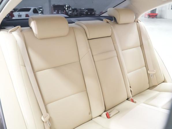 Lexus ES VI с пробегом 2012 года, цена 2 230 000 рублей, 180843 км, седан, Автокод Объявления